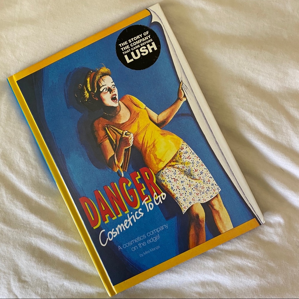 Lush Cosmetics “Cosmetics To Go” Book - Picture 2 of 6
